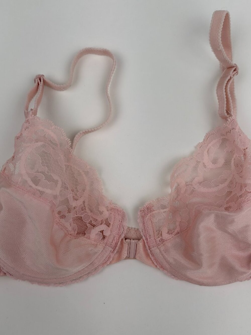 Vintage Maidenform Sweet Nothings Front-Closure Bra (Size 34B)